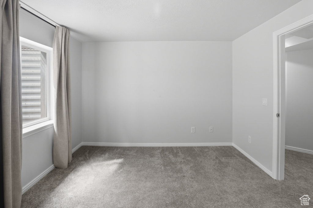 8246 S OAK ACORN CT West Jordan, UT 84081