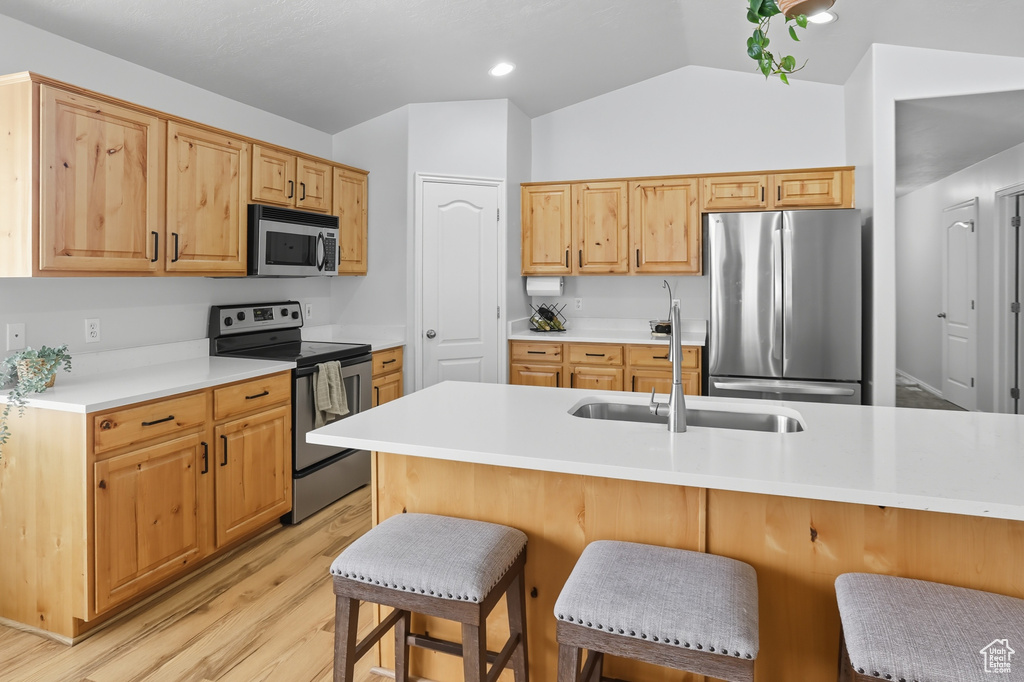 8246 S OAK ACORN CT West Jordan, UT 84081