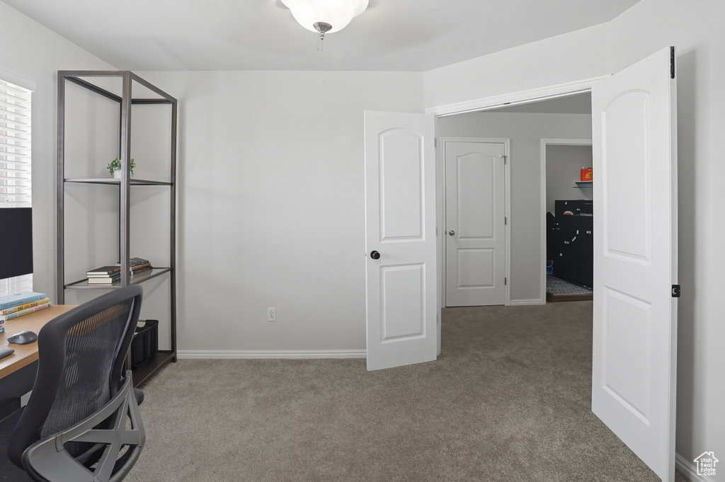 8246 S OAK ACORN CT West Jordan, UT 84081