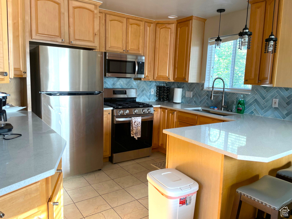 2712 E 7115 S Cottonwood Heights, UT 84121