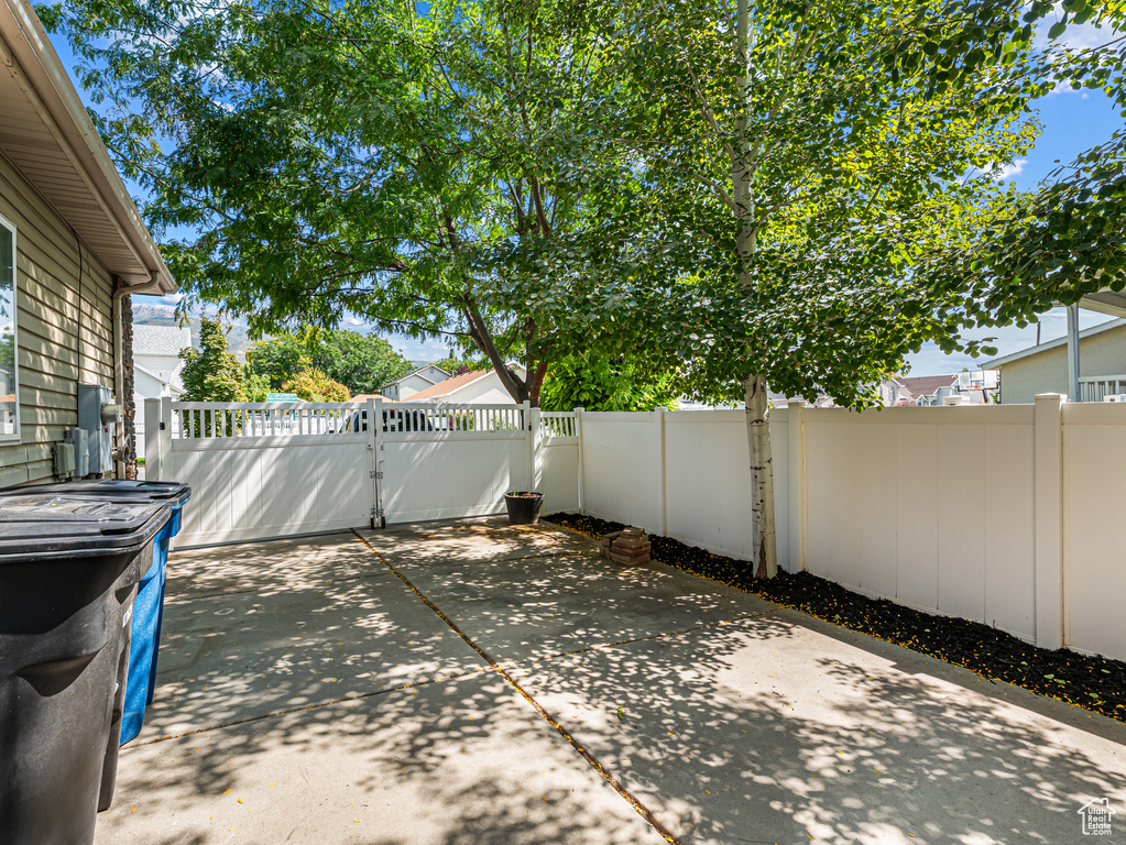 558 S 50 E Kaysville, UT 84037
