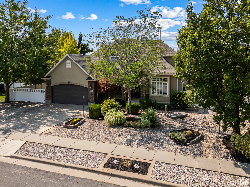 558 S 50 E Kaysville, UT 84037