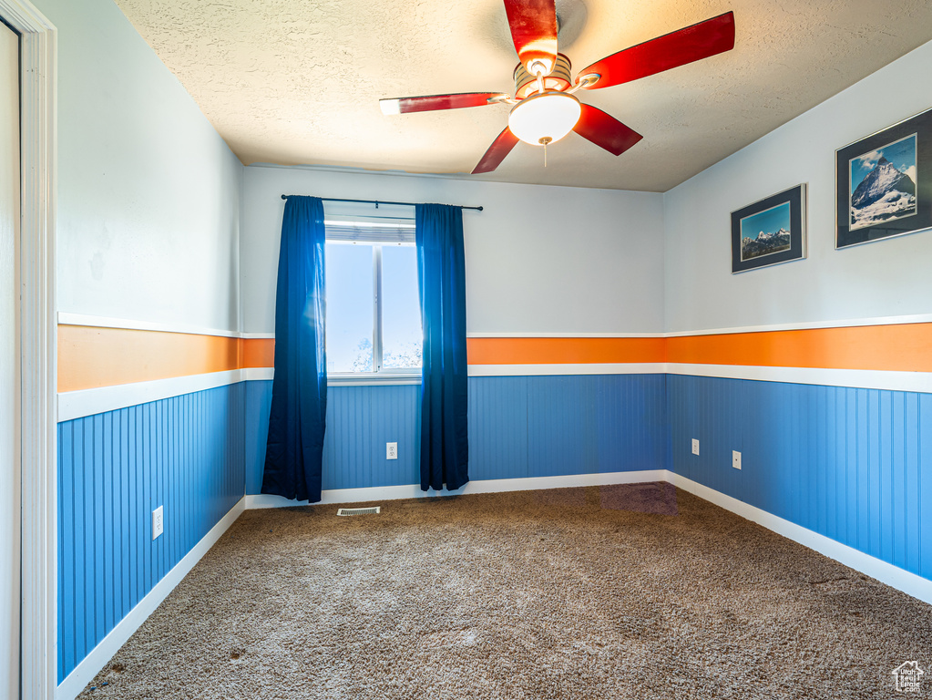 558 S 50 E Kaysville, UT 84037