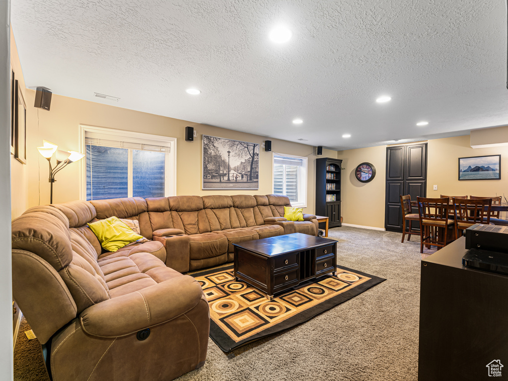 558 S 50 E Kaysville, UT 84037