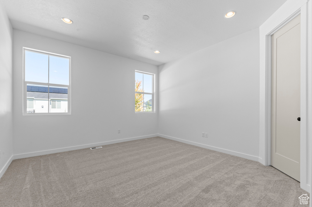 3016 W 2650 N Clinton, UT 84015