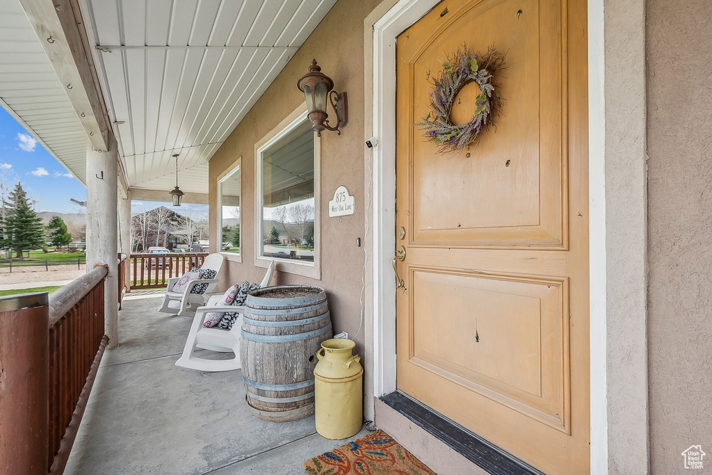 Photo 7 for MLS #2111663 at 875 W Oak Ln