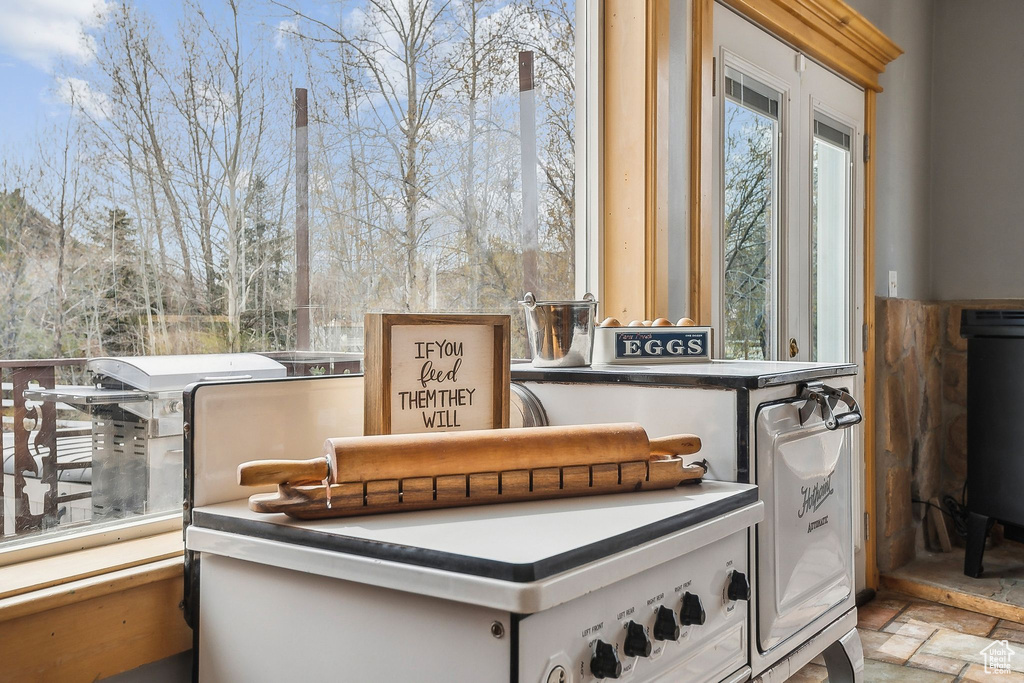 Photo 18 for MLS #2111663 at 875 W Oak Ln