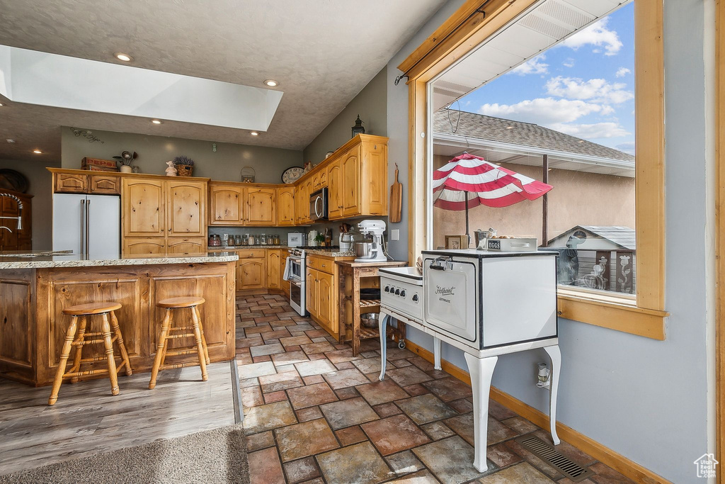 Photo 14 for MLS #2111663 at 875 W Oak Ln