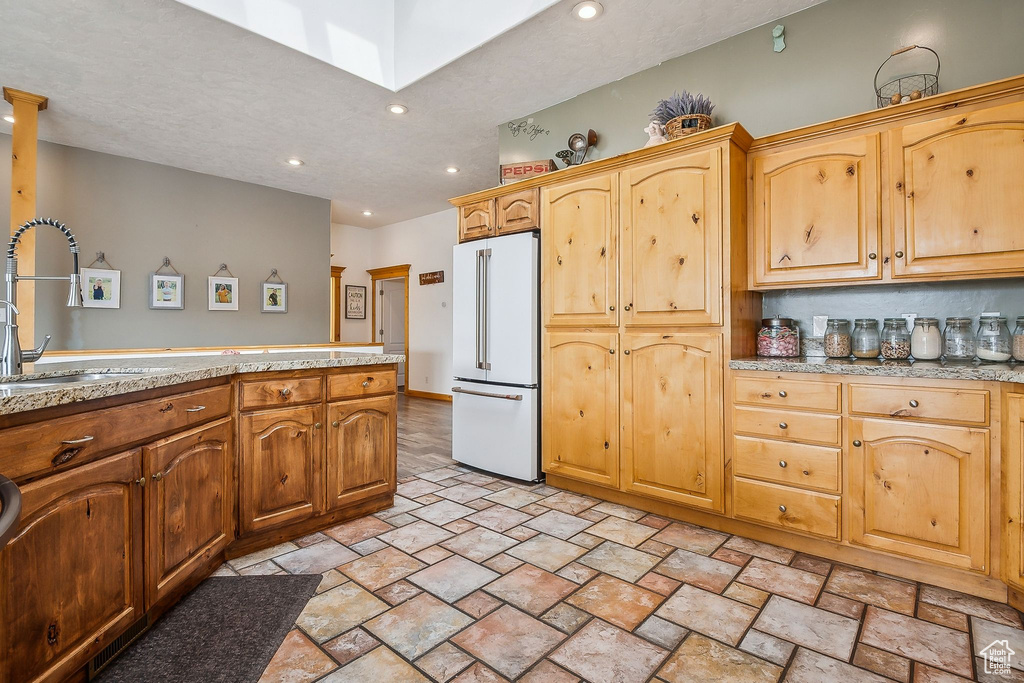Photo 17 for MLS #2111663 at 875 W Oak Ln