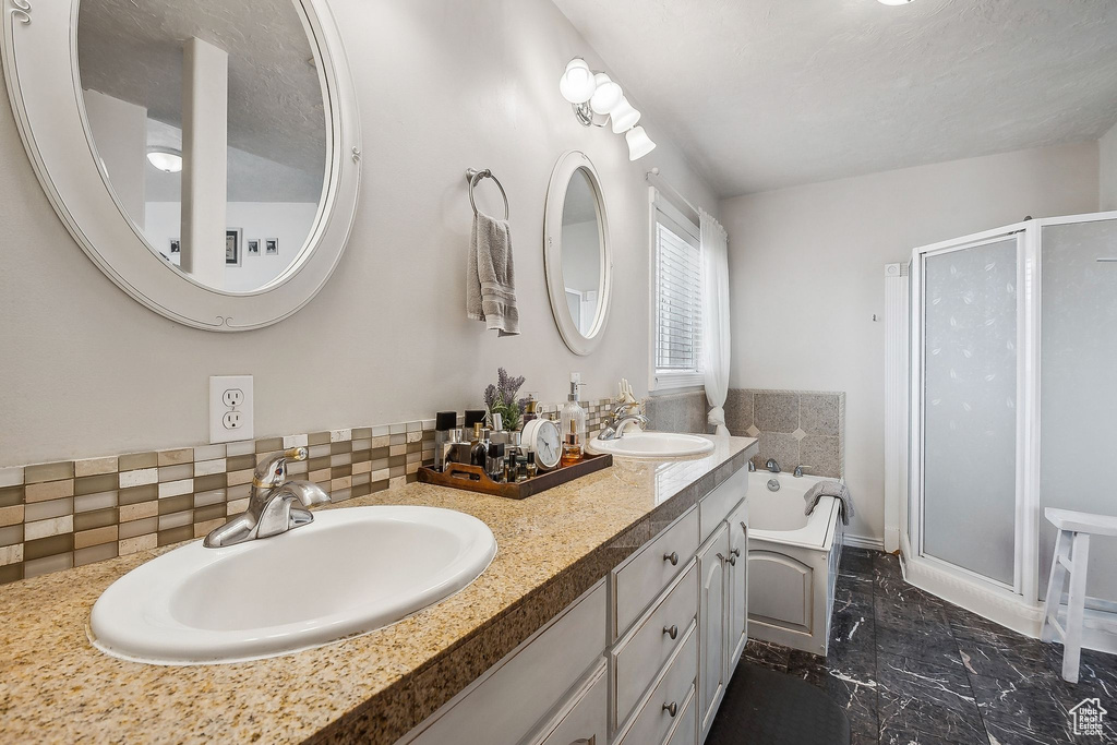 Photo 24 for MLS #2111663 at 875 W Oak Ln