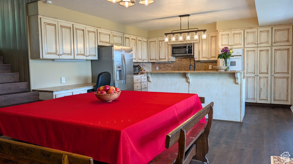 Photo 6 for MLS #2111664 at 3474 S 100 East