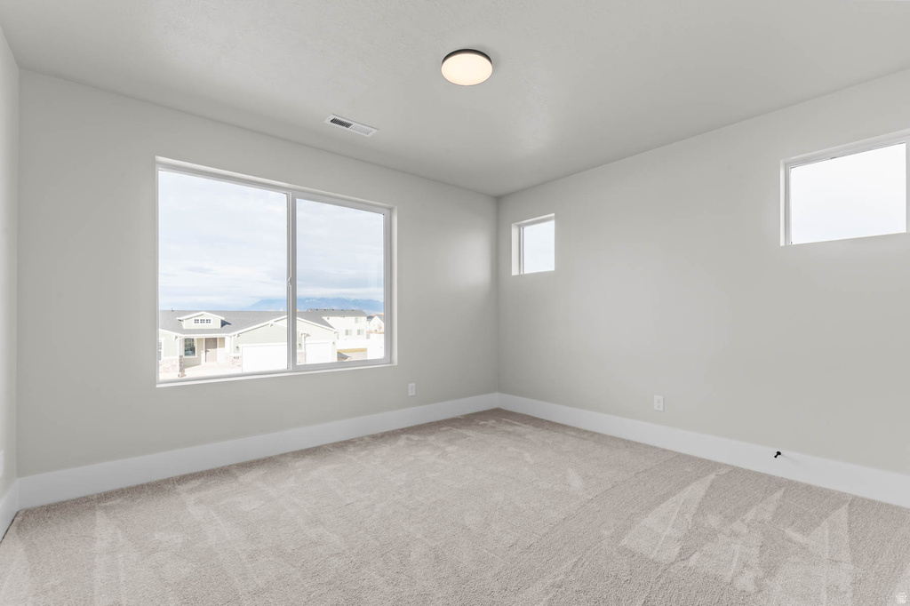 3033 W 2600 N Clinton, UT 84015