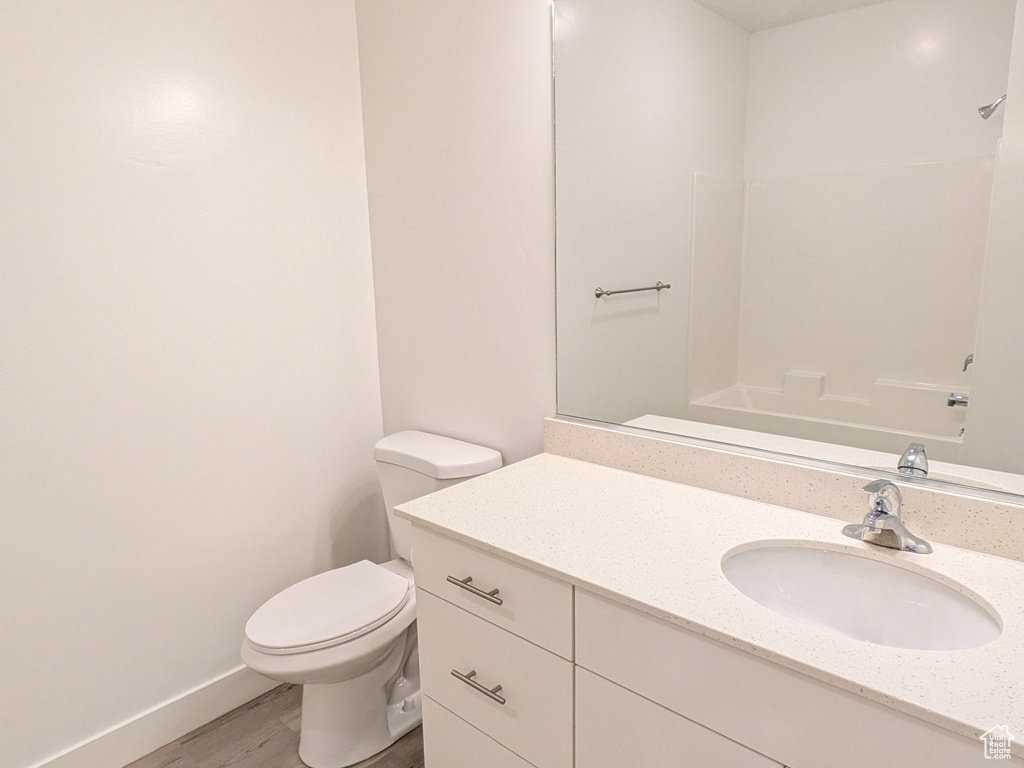 Photo 22 for MLS #2111668 at 139 E 550 North #B302