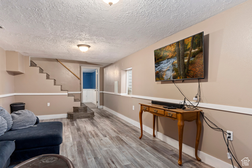 Photo 11 for MLS #2111680 at 79 S Lincoln Ave