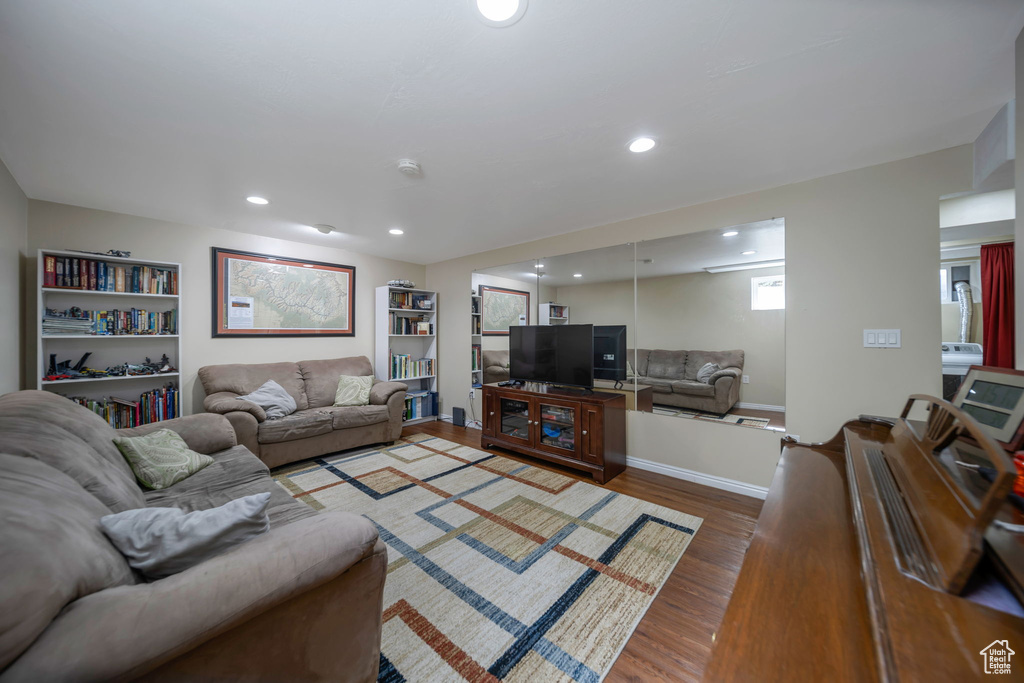 8279 S JACKSON ST Midvale, UT 84047