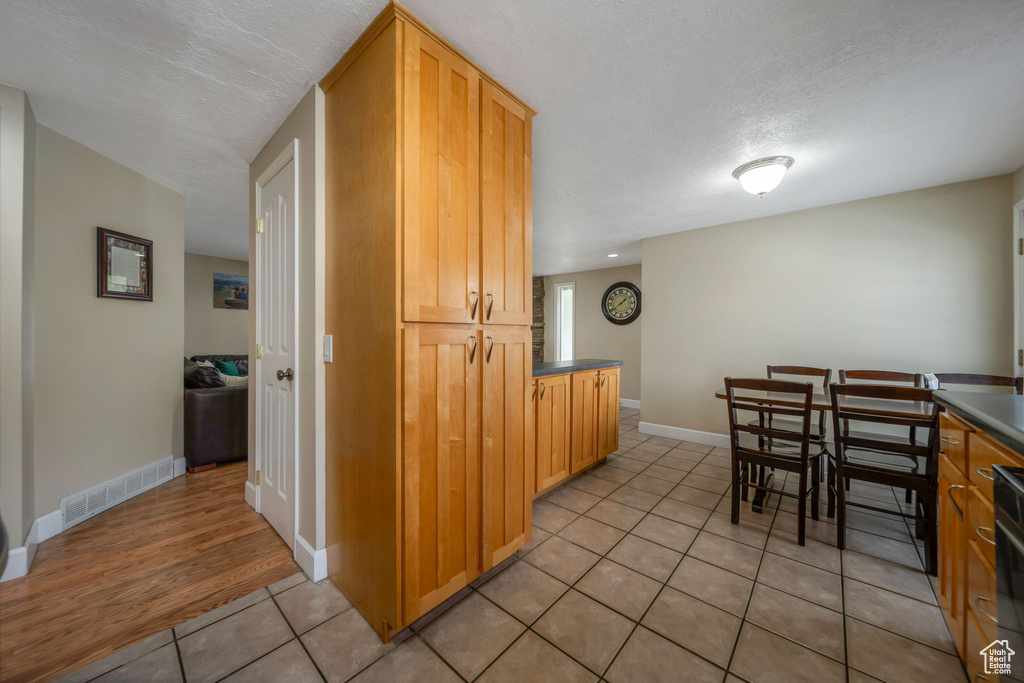 8279 S JACKSON ST Midvale, UT 84047