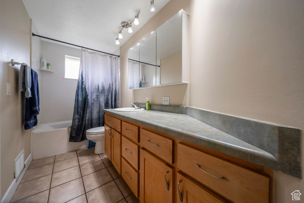 8279 S JACKSON ST Midvale, UT 84047