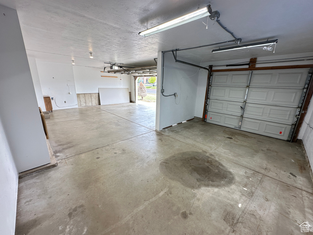 4073 S 2175 W Roy, UT 84067