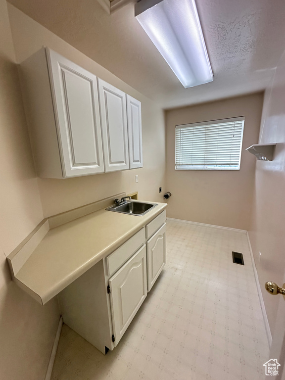 4073 S 2175 W Roy, UT 84067