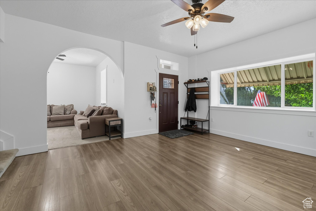 Photo 7 for MLS #2111709 at 347 W Center