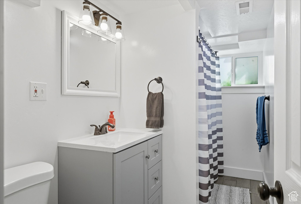 Photo 16 for MLS #2111709 at 347 W Center