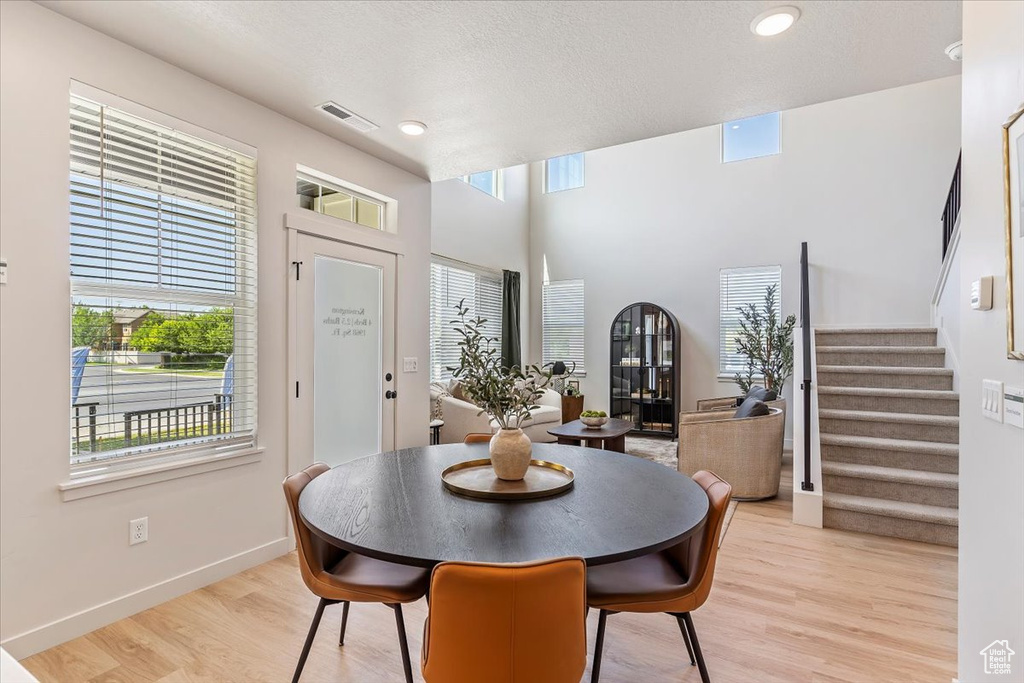 Photo 7 for MLS #2111718 at 1143 N Meridian Ln #118
