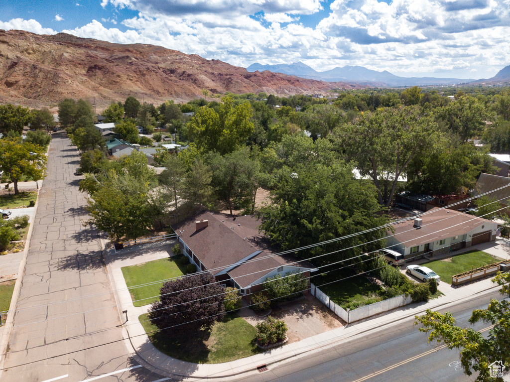 Photo 7 for MLS #2111719 at 491 Marcus Ct