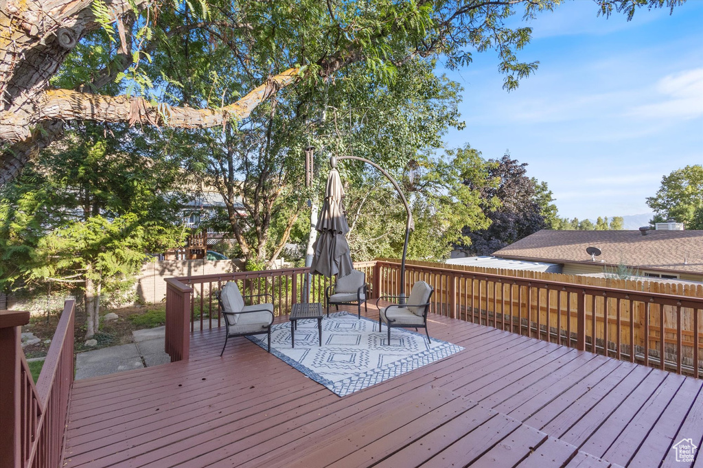 935 S 1500 E Pleasant Grove, UT 84062