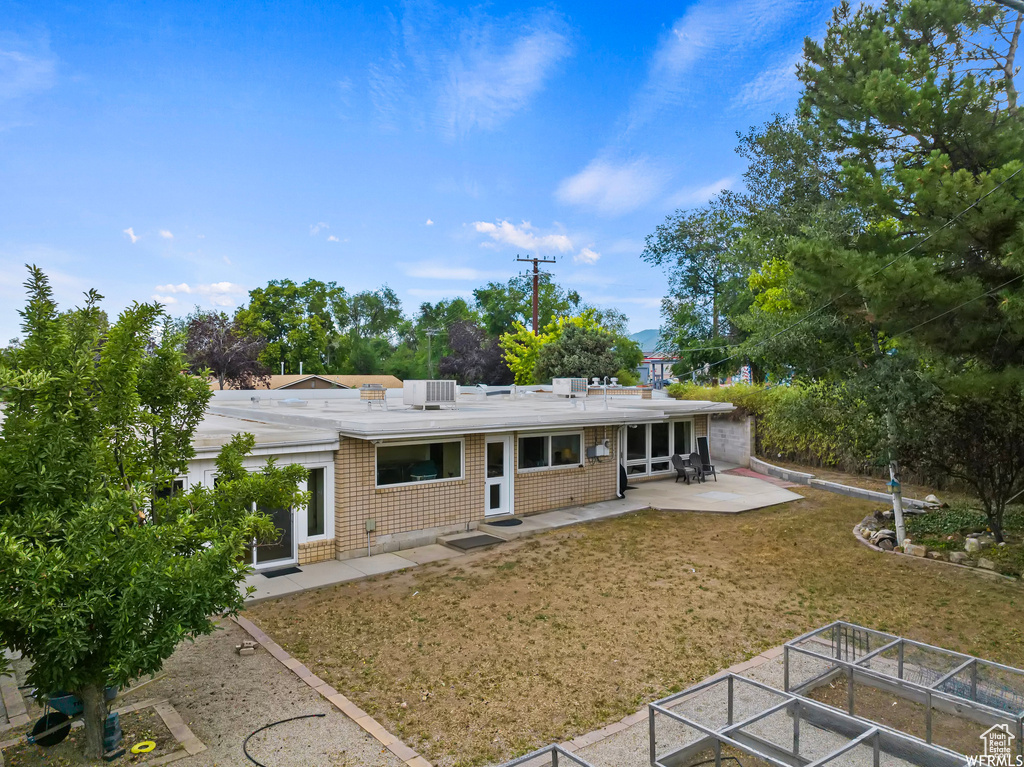 Photo 24 for MLS #2111725 at 27 W Princeton
