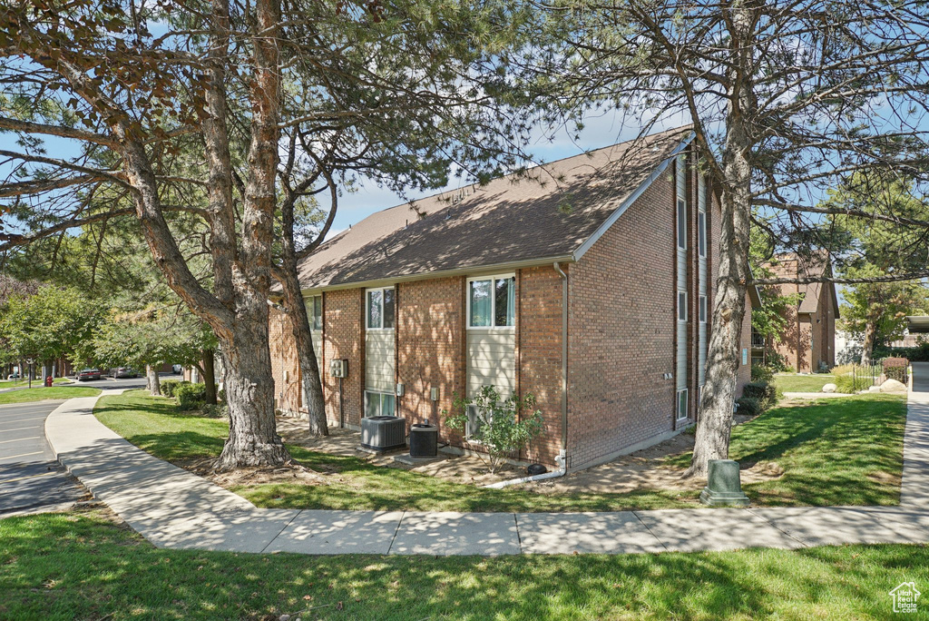 Photo 32 for MLS #2111728 at 1235 E Cottonwood Hills Dr