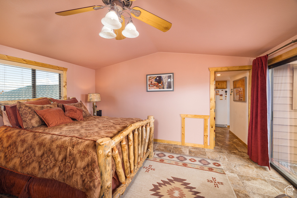 10 PIONEER DR. Moab, UT 84532