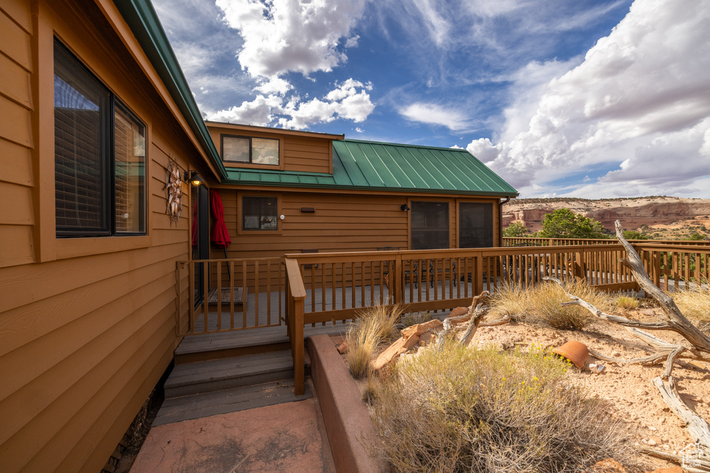 10 PIONEER DR. Moab, UT 84532