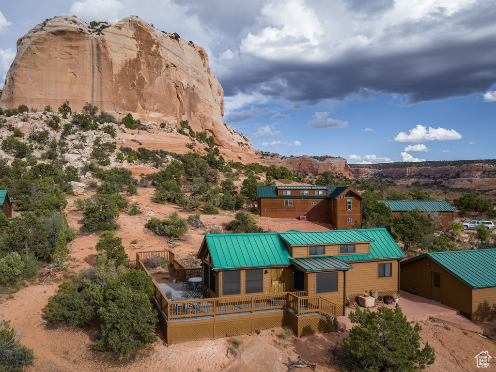 10 PIONEER DR. Moab, UT 84532