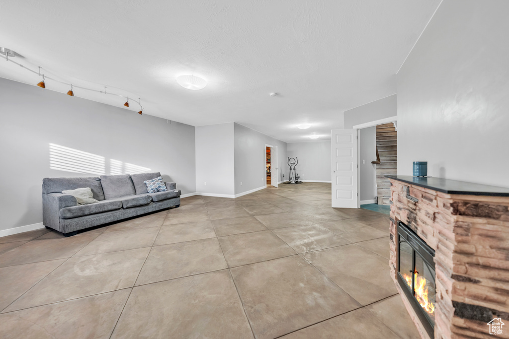 Photo 36 for MLS #2111740 at 1256 Upland Dr