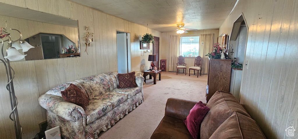 Photo 4 for MLS #2111751 at 154 W Geneva
