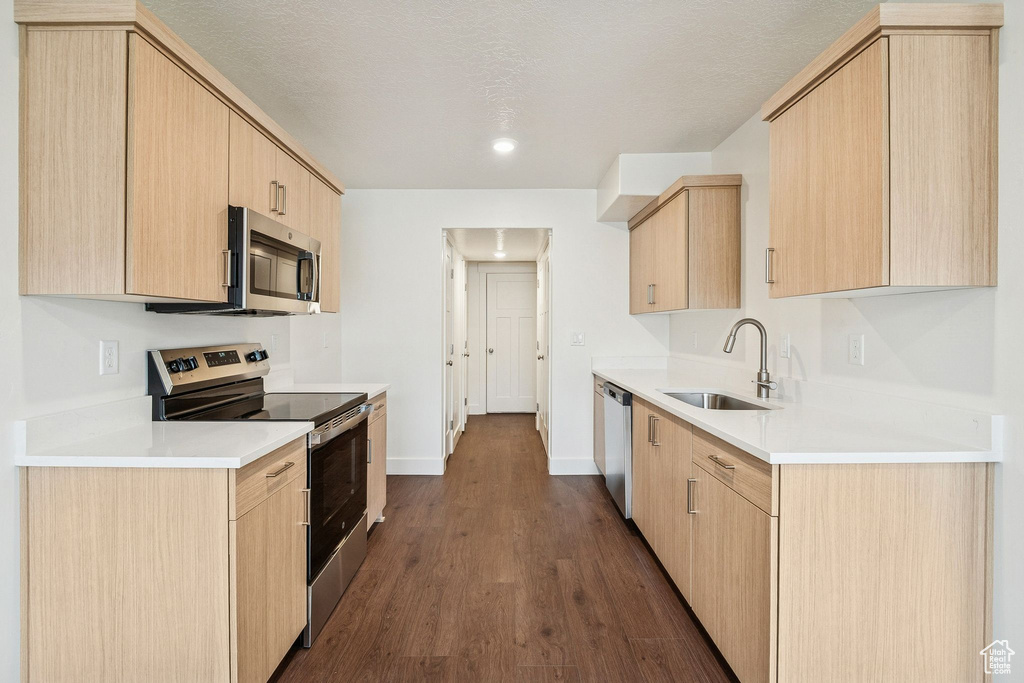 1615 N ANGEL ST #G Layton, UT 84041