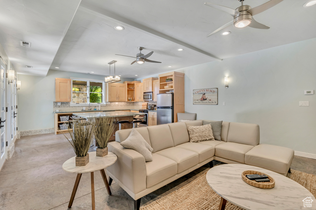 2567 E KENTUCKY AVE Holladay, UT 84117