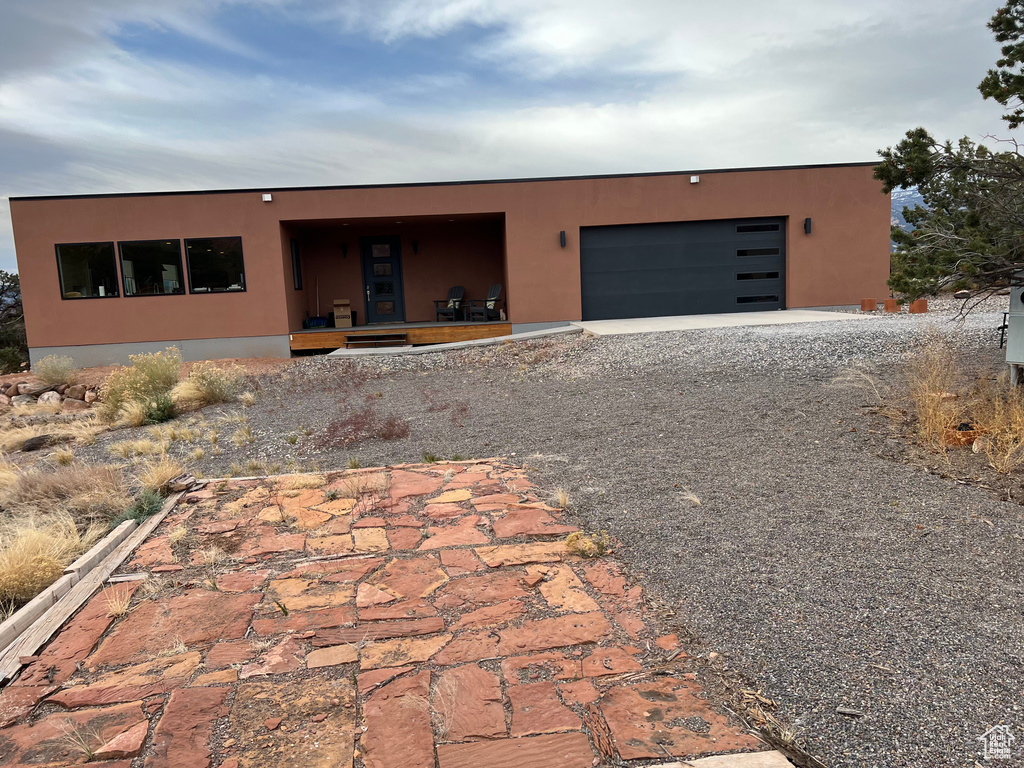 405 W 1000 N Torrey, UT 84775