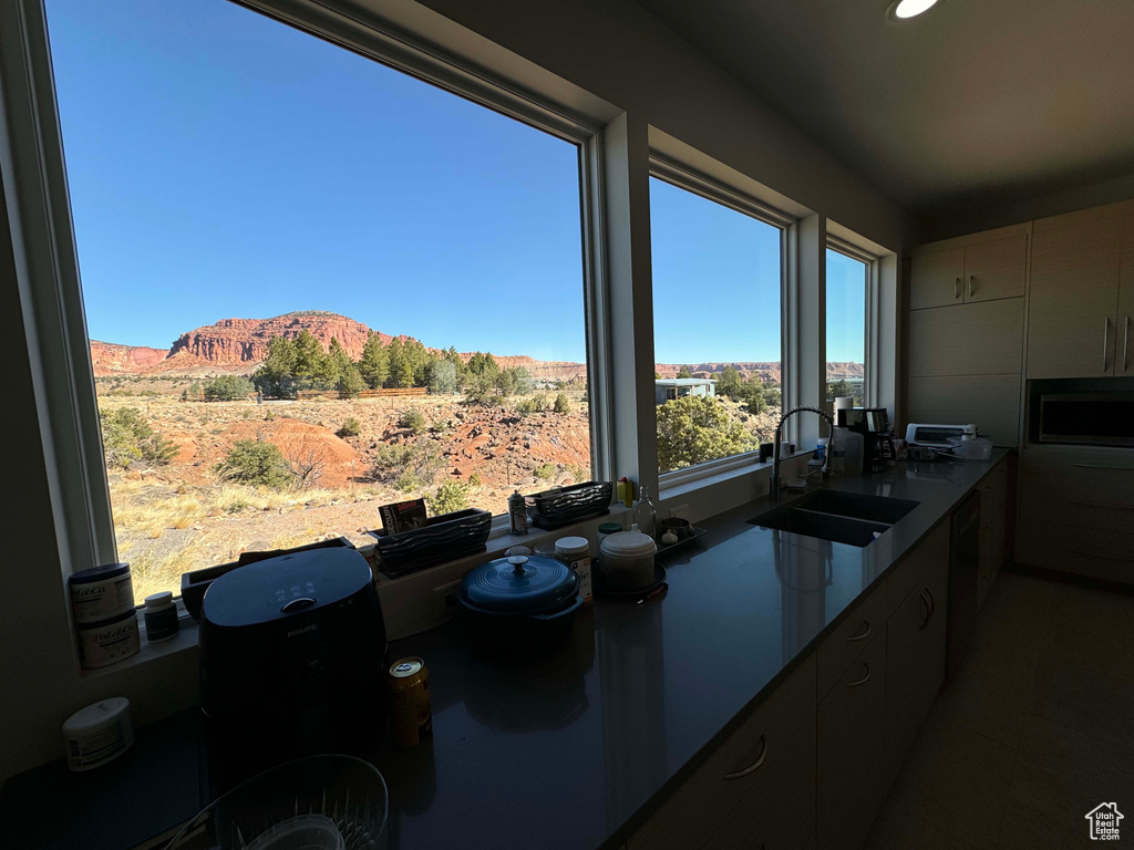 405 W 1000 N Torrey, UT 84775