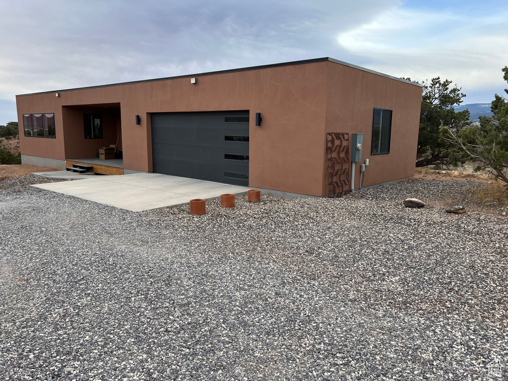 405 W 1000 N Torrey, UT 84775