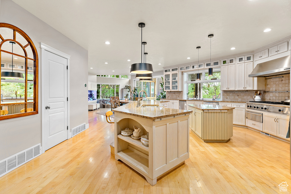 9481 N 3830 W Cedar Hills, UT 84062