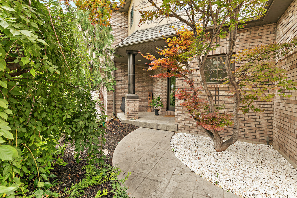 9481 N 3830 W Cedar Hills, UT 84062