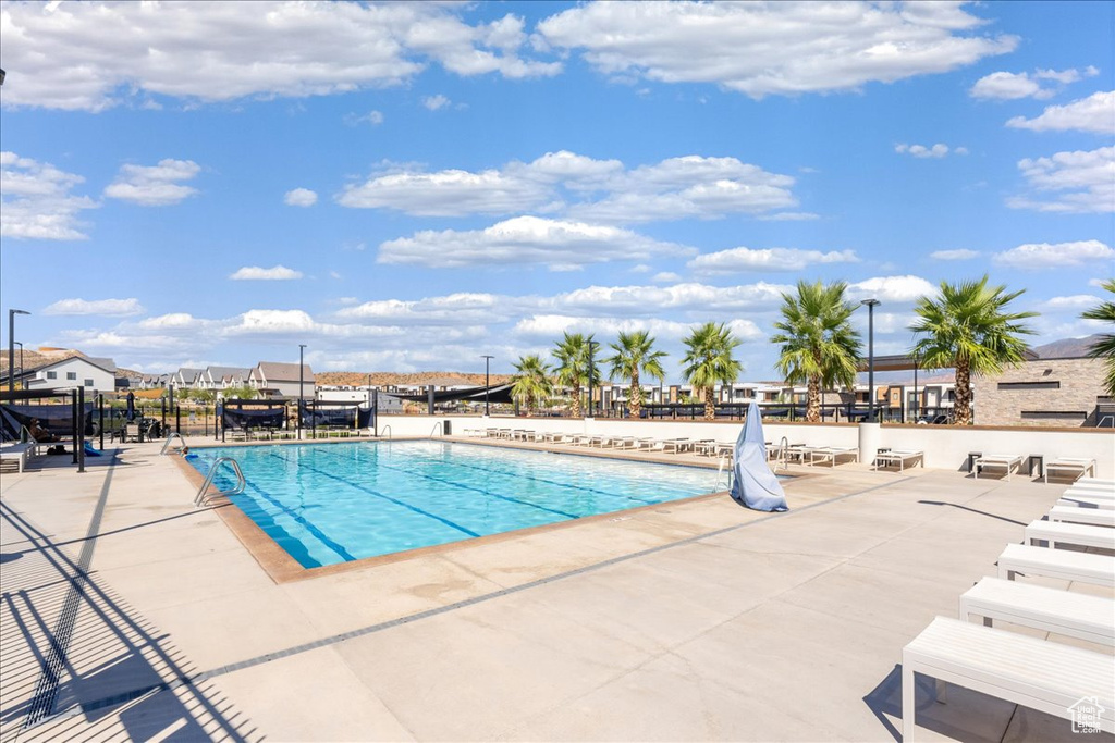 1554 S RIPPLE ROCK DR Washington, UT 84780