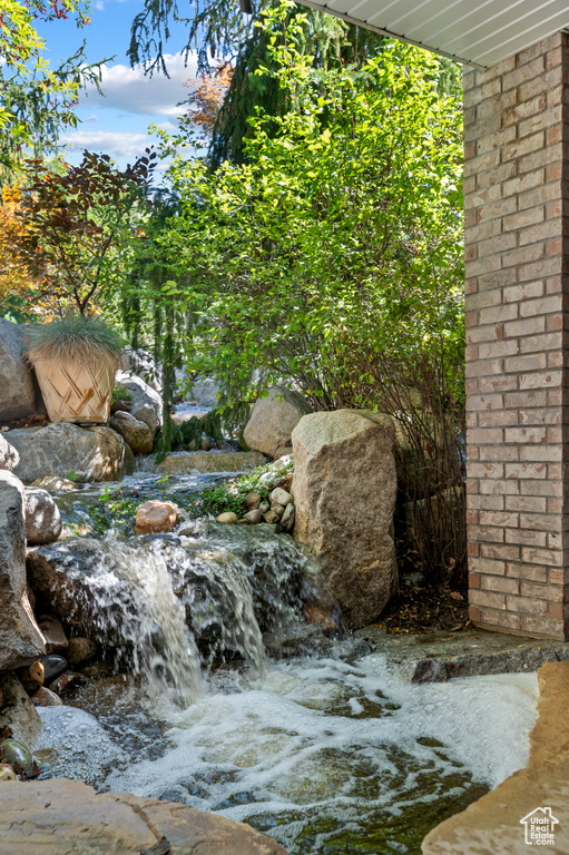 Photo 50 for MLS #2111775 at 37 Wanderwood Way