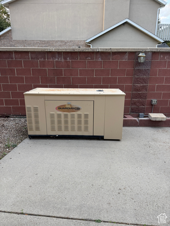 37 WANDERWOOD WAY Sandy, UT 84092