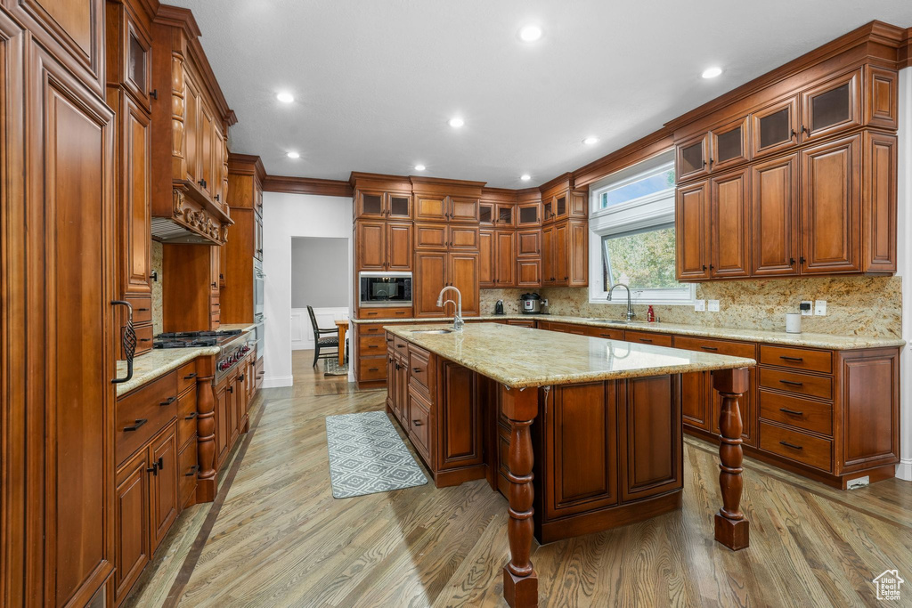 37 WANDERWOOD WAY Sandy, UT 84092