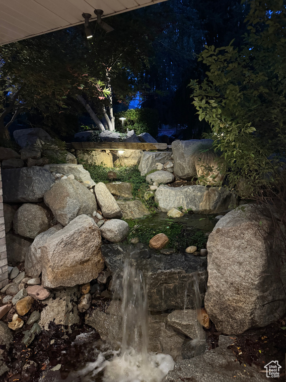 37 WANDERWOOD WAY Sandy, UT 84092