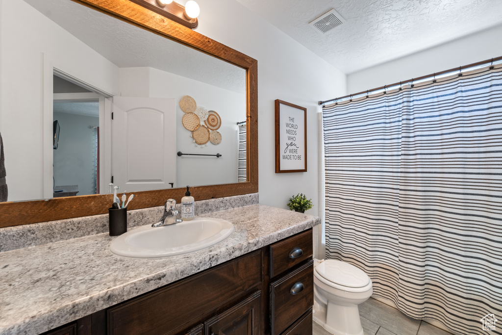 Photo 13 for MLS #2111788 at 785 S Peachtree Dr