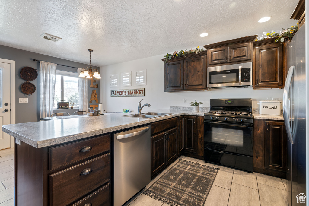Photo 9 for MLS #2111788 at 785 S Peachtree Dr
