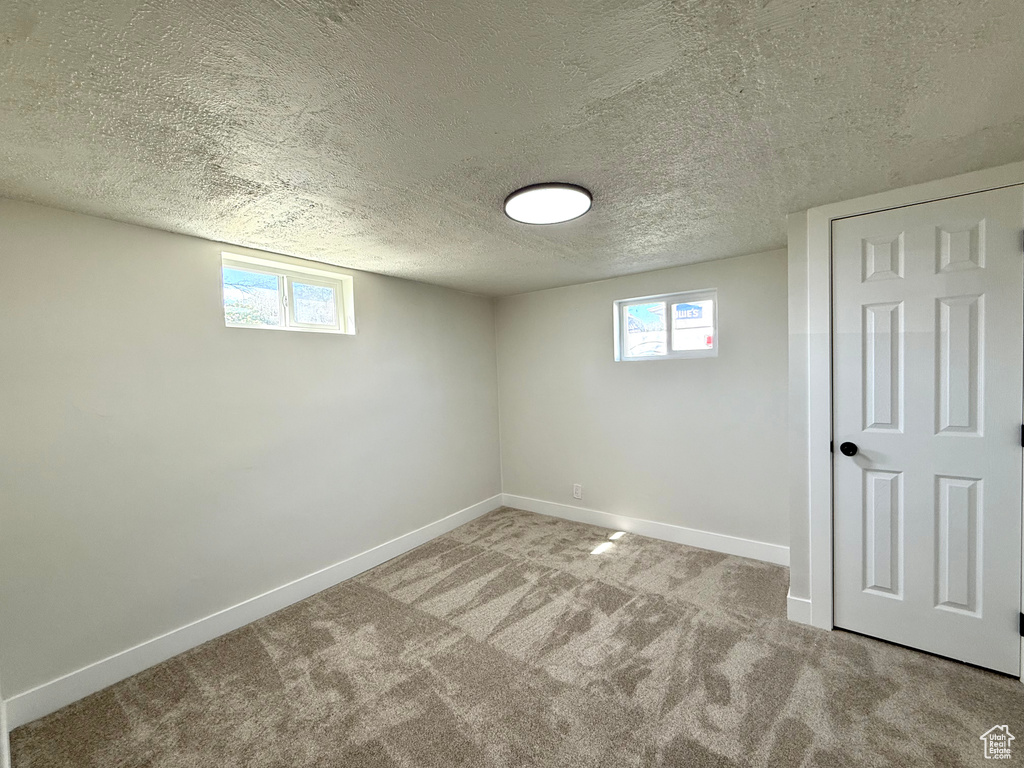 2418 W 4750 S Roy, UT 84067